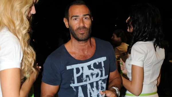 Καυστικό μήνυμα από τον Αντώνη Κανάκη: «Ας αφήσουμε την οργή ήσυχη για άλλους λαούς που την τιμάνε έμπρακτα»