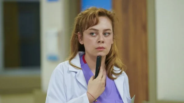 Bahar-Καινούργια αρχή 27/8: «Εγώ πέθαινα και εκείνοι φιλιωνόντουσαν» - Απόψε η Μπαχάρ χάνει την γη κάτω από τα πόδια της