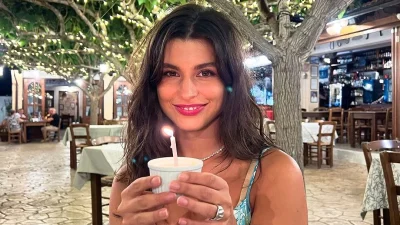 Γενέθλια για τη Δανάη Παππά – Η έκπληξη που της έκαναν οι φίλοι της στην Κρήτη