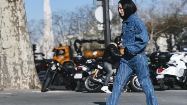 Αυτά είναι τα 3 τζιν που τα fashion girls θα φοράνε το φθινόπωρο