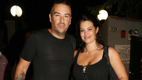 Μαρία Κορινθίου – Κι όμως είχε «προδώσει» το χωρισμό με τον Αϊβάζη 5 χρόνια πριν: «Είμαι ακόμη ερωτευμένη μαζί του αλλά...»