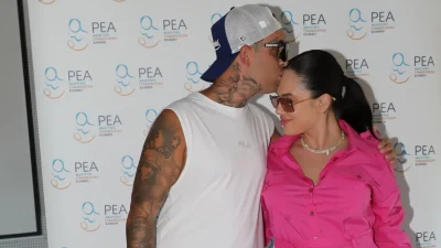 Έλενα Τσαγκρινού – DJ Stephan: Επέστρεψαν στο σπίτι με τον γιο τους (Φωτογραφίες)