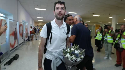 Παρίσι 2024: Επέστρεψε η ελληνική αποστολή στην Αθήνα με 8 μετάλλια στις αποσκευές της