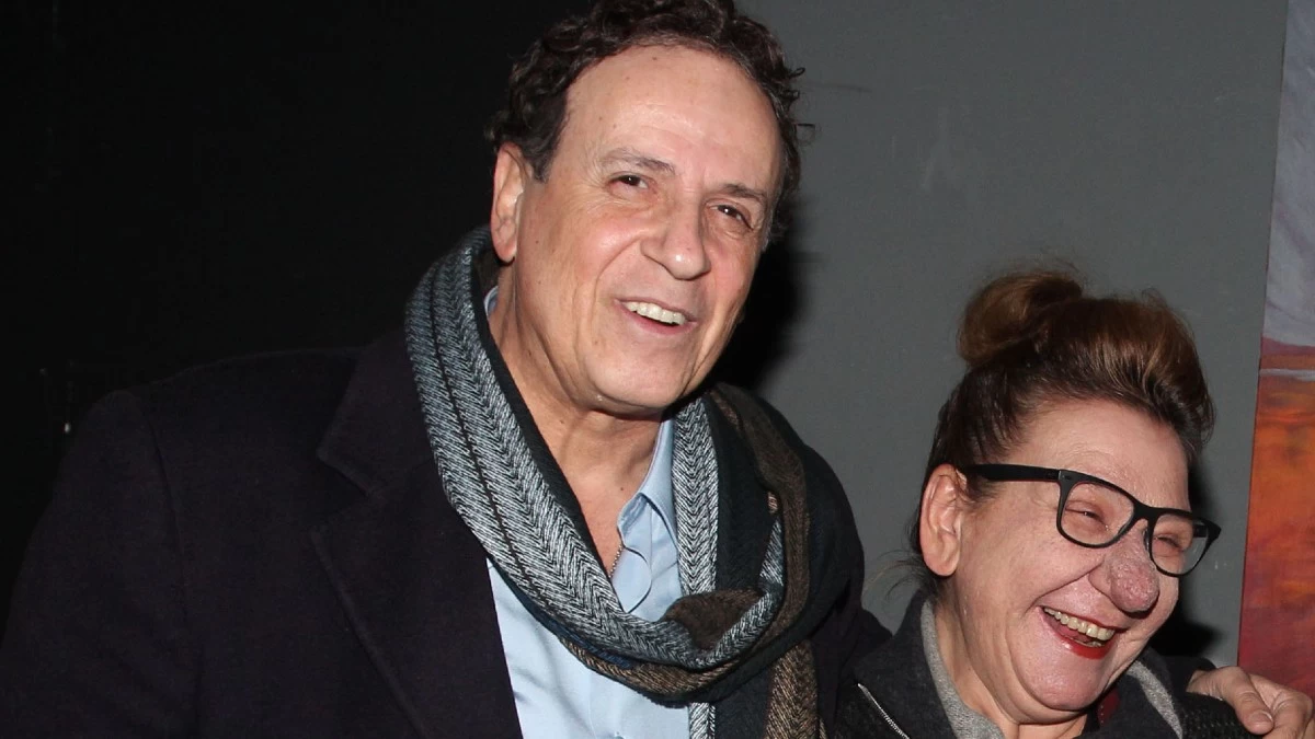 Έβελυν Σιούπη: Πέθανε η ενδυματολόγος που «έντυσε» μεγάλες επιτυχίες της τηλεόρασης - Το «αντίο» του Χάρη Ρώμα