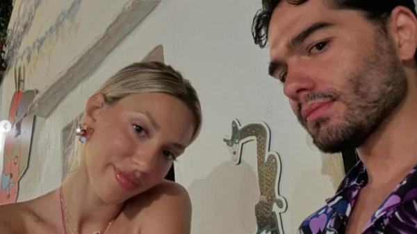 Χρήστος Μάστορας: Βόλτα με το σκάφος στη Ζάκυνθο - Η τρυφερή ανάρτηση με την Γαρυφαλλιά Καληφώνη