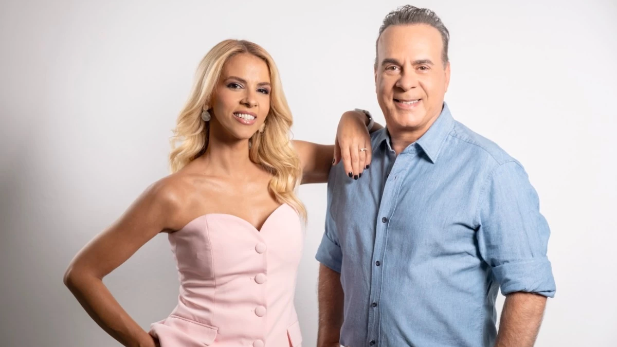 Σεργουλόπουλος Μελιτά στην επίσημη φωτογράφιση του Πρωίαν σε είδον