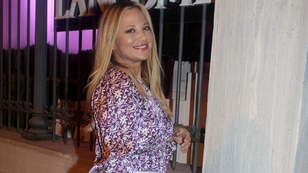 Νάνσυ Ζαμπέτογλου: «Στην παραλία που μεγάλωσα... Και τώρα ξανά εδώ, μεγάλη πια...»