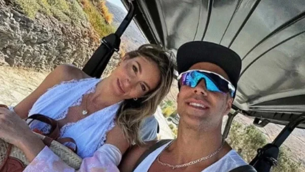 Μπρούνο Τσερέλα: "Λιώνει" για την Αθηνά Οικονομάκου - Η φωτογραφία που δημοσίευσε και το σχόλιό της