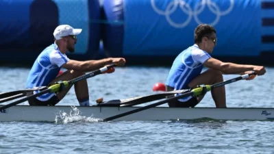 Ολυμπιακοί Αγώνες 2024: Πήραν το χάλκινο Παπακωνσταντίνου και Γκαϊδατζής στην κωπηλασία