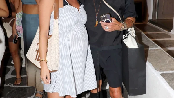 Τελικά περιμένει αγοράκι: Αγαπημένη Ελληνίδα εγκυμονούσα αποκάλυψε για πρώτη φορά το φύλο του μωρού της