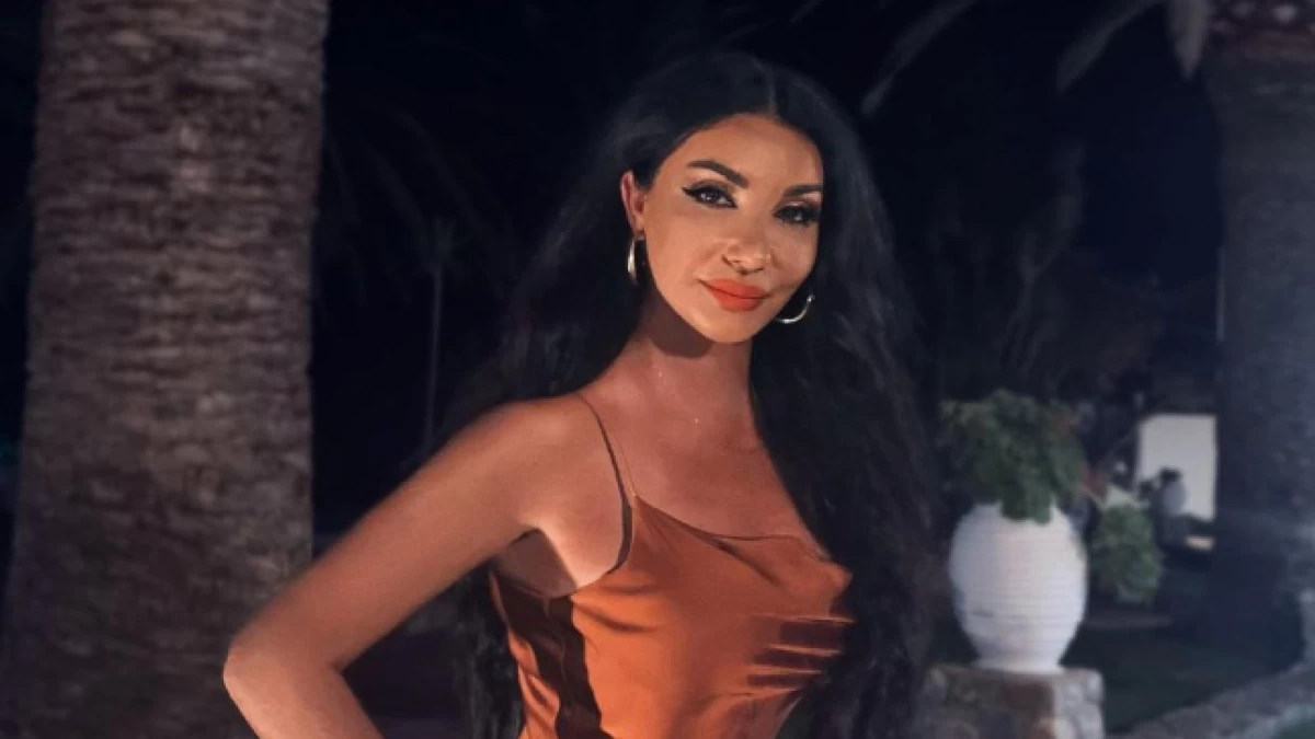 Πόπη Μαλλιωτάκη: «Ελληνίδα Κιμ Καρντάσιαν» - Χιλιάδες αντιδράσεις κάτω από την ανάρτησή της στο Instagram