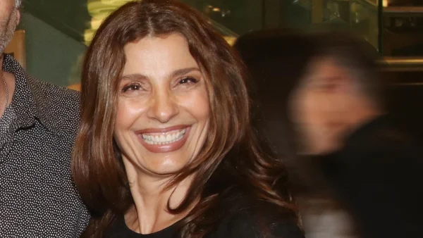 Πόπη Τσαπανίδου: Ορκίζεται βουλευτής και δηλώνει «Πριν λίγο κλήθηκα επισήμως...»