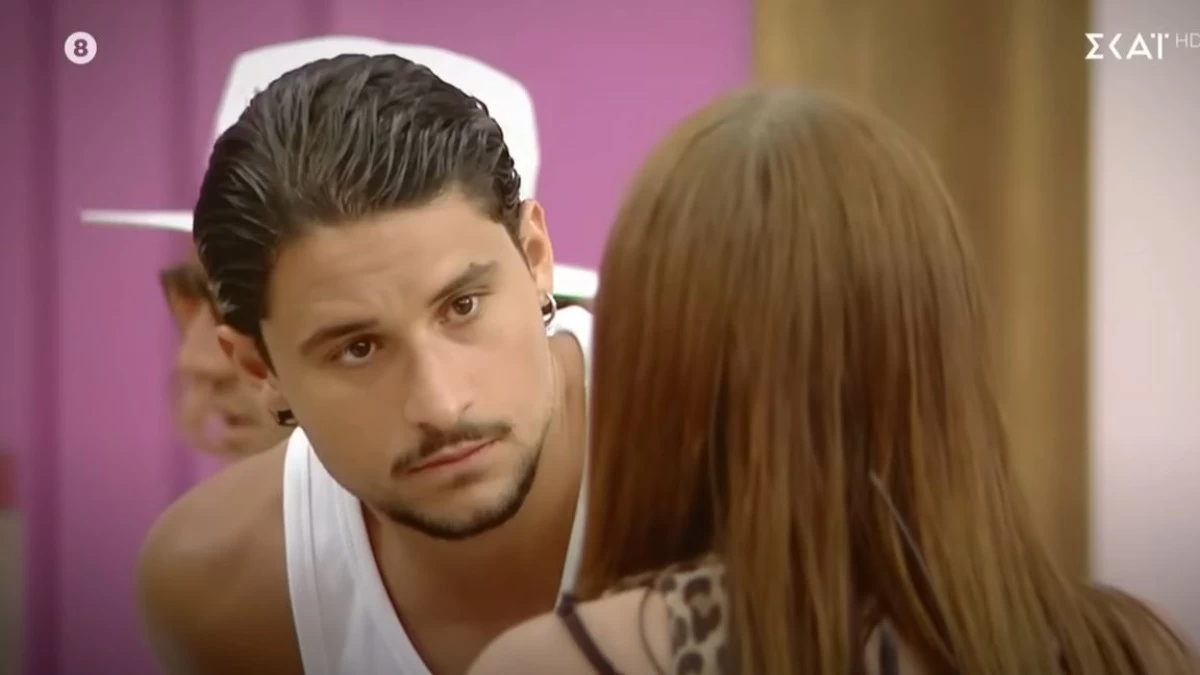 Power of love trailer 2/8: «Είσαι χαζός, είσαι fake», «Βγάζεις κακία! Αγριοκοιτάς λες και είχαμε σχέση» - Βγαίνουν μαχαίρια στο Gala