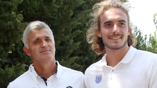 Στέφανος Τσιτσιπάς: «Από εδώ και στο εξής, ο ρόλος του θα παραμείνει εντός των ορίων του πατρικού» - Ανακοίνωσε το τέλος της συνεργασίας με τον μπαμπά του