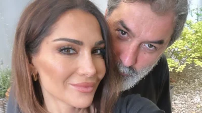 Δέσποινα Βανδή: Τα νυχτοπερπατήματα με τον Βασίλη Μπισμπίκη στην Κρήτη - Ηλιοκαμένοι και οι δυο