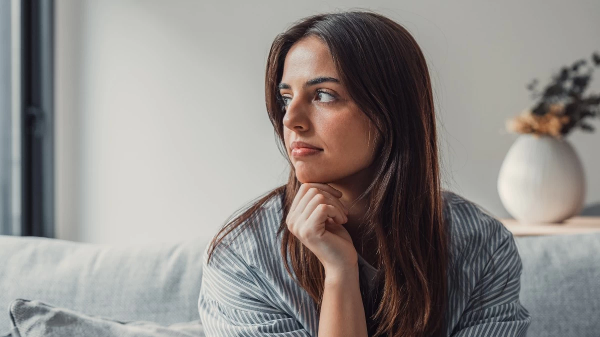 Υψηλή κορτιζόλη: 5 συμπτώματα που πρέπει να προσέξετε