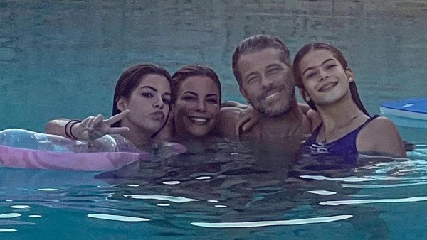 Χάρης Βαρθακούρης – Αγκαλιά μετά από καιρό με τις γυναίκες της ζωής του: «Αυτή τη στιγμή την ονειρευόμουν»