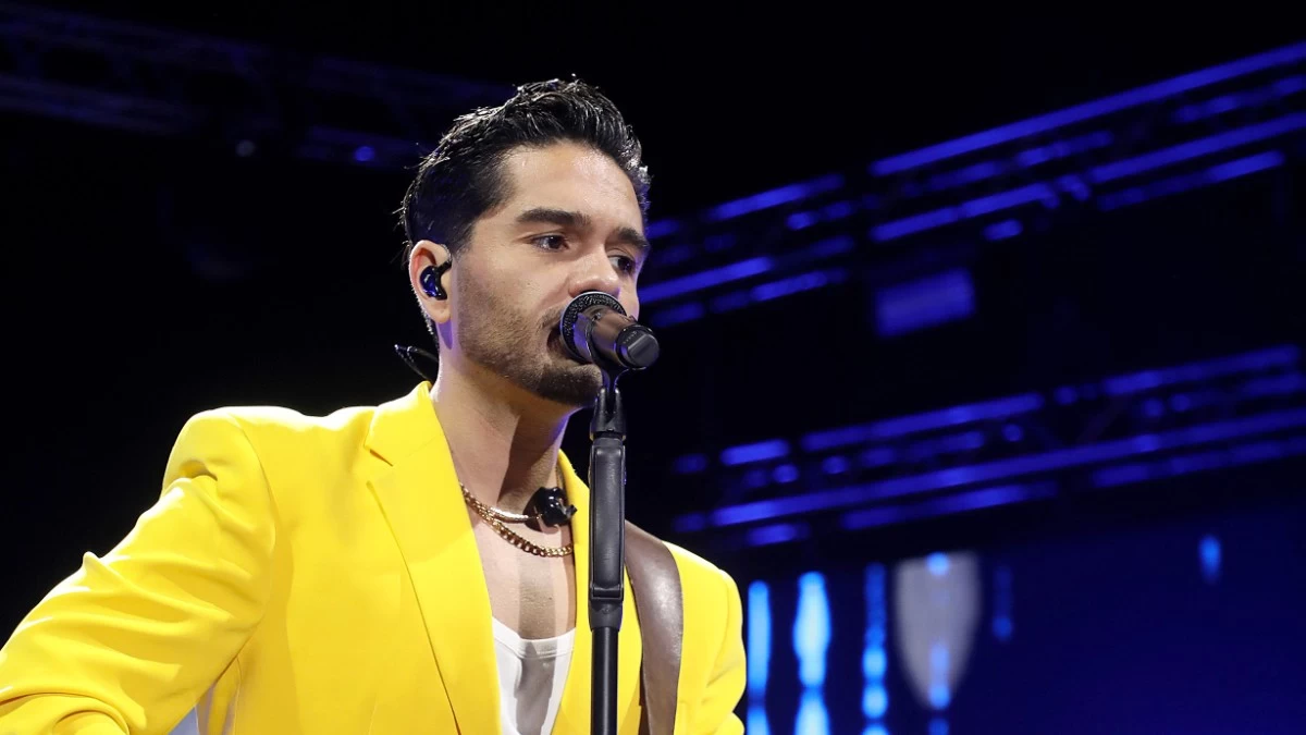 Ρίγη συγκίνησης από τον Χρήστο Μάστορα - Η στιγμή που τραγουδάει το "Αγριολούλουδο" του Καζαντζίδη