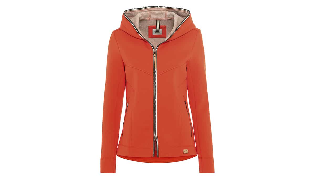 Γυναικείο μπουφάν, Camel Active, €152,15 από €179, www.clodist.gr