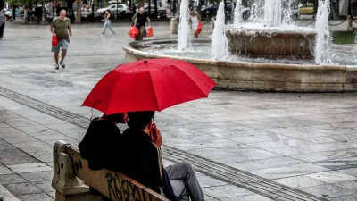 Καιρός 8/9: Βροχές και στην Αττική - Πόσο θα δείξει ο υδράργυρος σήμερα