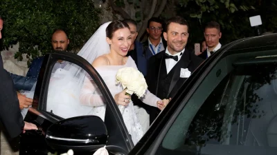 Δήμητρα Βαμβακούση: «Δεν έχω λόγια...» - Η εξομολόγηση για τον Γιώργο Αγγελόπουλο και η αδημοσίευτη φωτογραφία από τον γάμο τους
