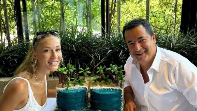 Ατζούν Ιλιτζαλί: «Είμαι τόσο χαρούμενος που σε έχω» - Η πρώτη ανάρτηση μετά τον γάμο με την κατά 30χρόνια μικρότερη σύντροφό του