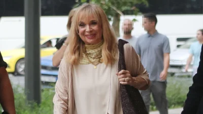 Η Άννα Φόνσου αποκαλύπτει: «Μου στοίχισε τόσο πολύ ο θάνατος του, έχασα τη γη κάτω από τα πόδια μου»