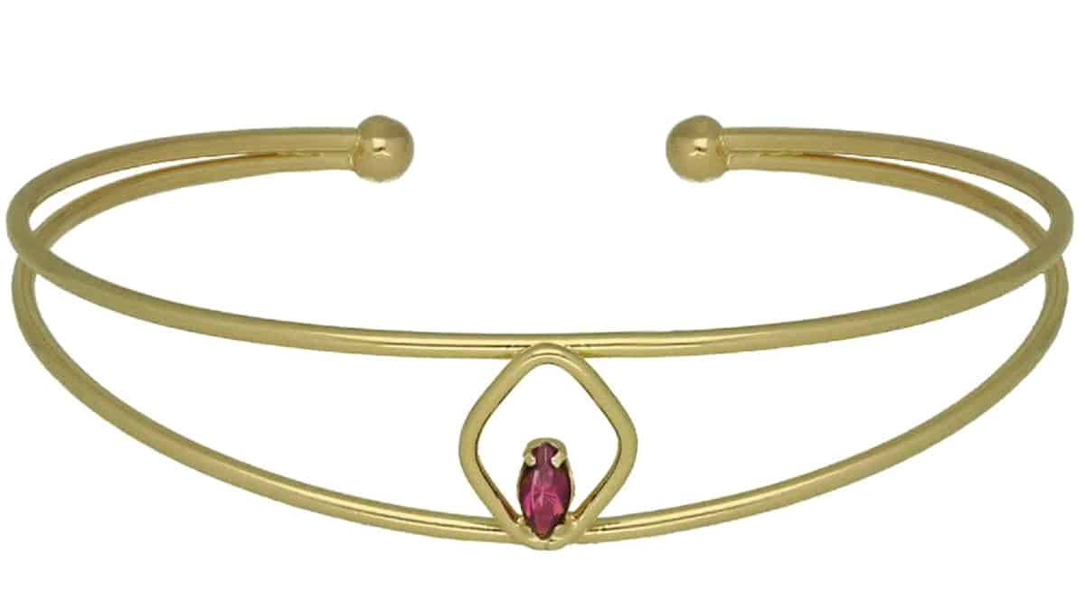 Bραχιόλι από επιχρυσωμένο ασήμι, Μy pearls’ stories, €82, www.mypearlsstories.com