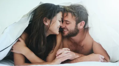 Λίμπιντο: 5 φυσικοί τρόποι για να την απογειώσεις και η θεραπεία που έκανε διάσημη ηθοποιός για να νιώσει και πάλι ποθητή