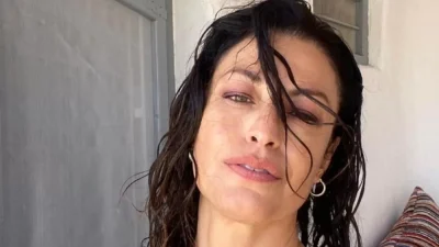 Δωροθέα Μερκούρη: Ποζάρει topless στην αμμουδιά – «Ένα καλοκαίρι που σκέφτομαι πολλά...»