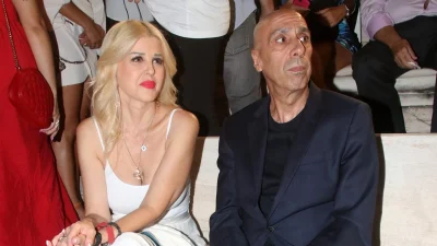 Έλενα Ράπτη: Σπάνια έξοδος με τον σύζυγό της Γιάννη Μπρατάκο - Στο Ηρώδειο βρέθηκε το ζευγάρι
