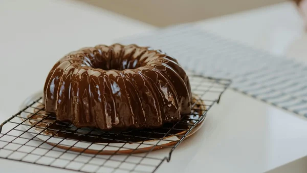 Εύκολη συνταγή για κέικ - κόλαση με σοκολάτα