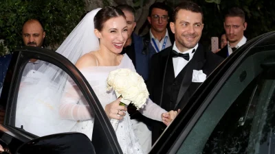 Γιώργος Αγγελόπουλος – Δήμητρα Βαμβακούση: Διαλέγουν βαφτιστικά για την κόρη τους, ανήμερα της επετείου τους