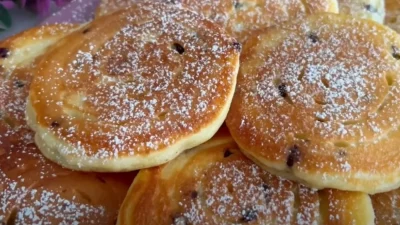 Αν έχετε 1 αυγό και γιαούρτι φτιάχνετε αυτό το τέλειο γλυκό σε 5 λεπτά - Δεν χρειάζεται φούρνο