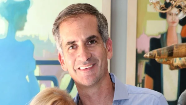 Κώστας Μπακογιάννης: Η συγκινητική ανάρτηση για το θάνατο του πατέρα του - «Βλέπω το χαμόγελο σου στα παιδιά μας και...»