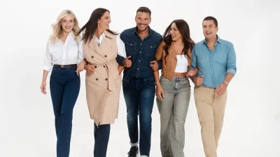 Από την ΕΡΤ στο MEGA και στο πλευρό του Κώστα Τσουρού - Η φωτογραφία που "πρόδωσε" το όνομα της