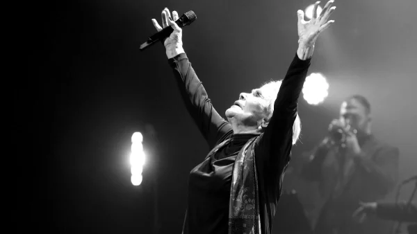 Μαρινέλλα - Οι πραγματικές ιστορίες πίσω από τις μεγάλες επιτυχίες της: «Άνοιξε πέτρα» και «Σταλιά σταλιά»