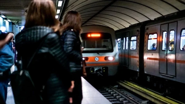 Μετρό: Έκλεισε η γραμμή 2 - Άνθρωπος μπήκε μέσα σε σήραγγα