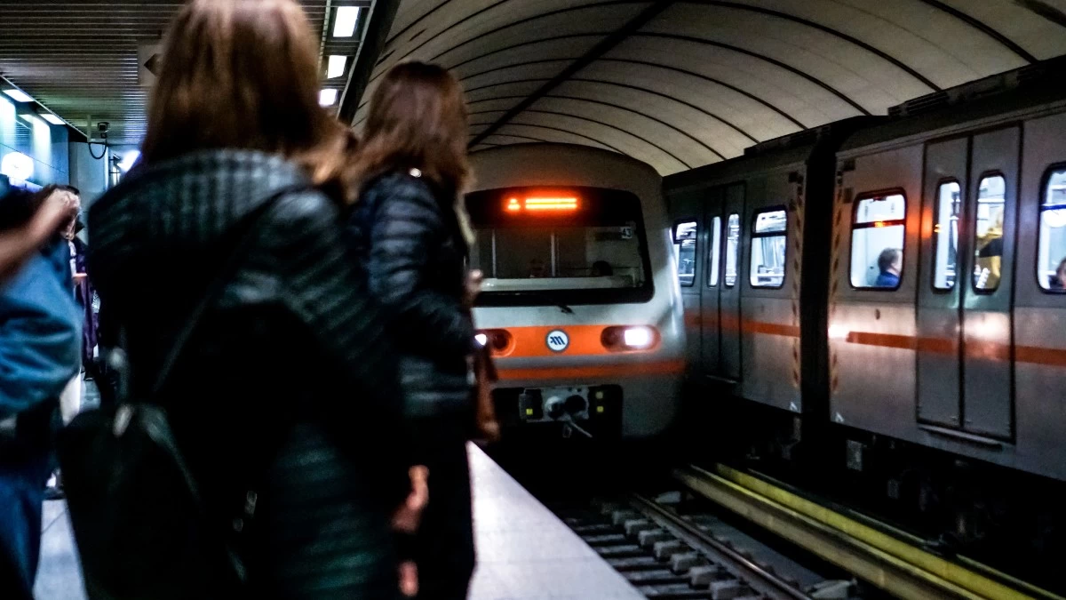 Μετρό: Έκλεισε η γραμμή 2 - Άνθρωπος μπήκε μέσα σε σήραγγα