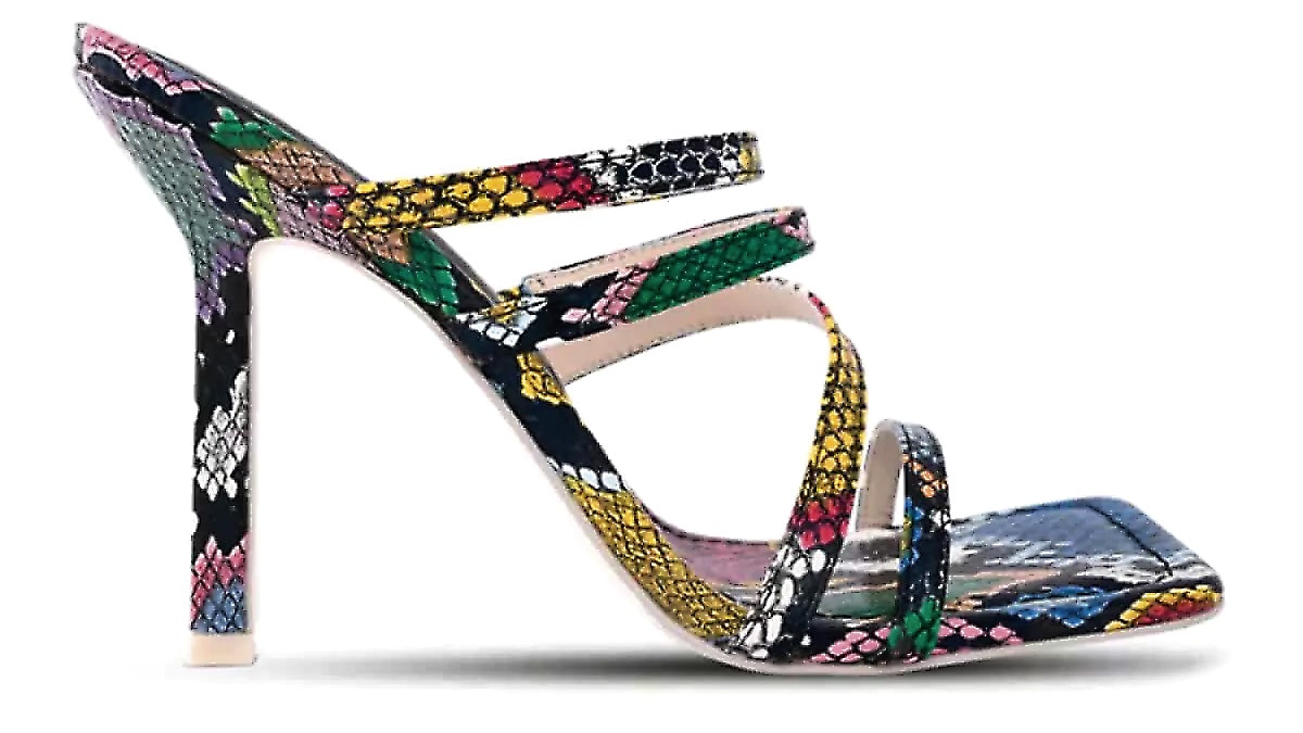 Mules, KM Kat Maconie, €92,50 από €185, www.favela.gr