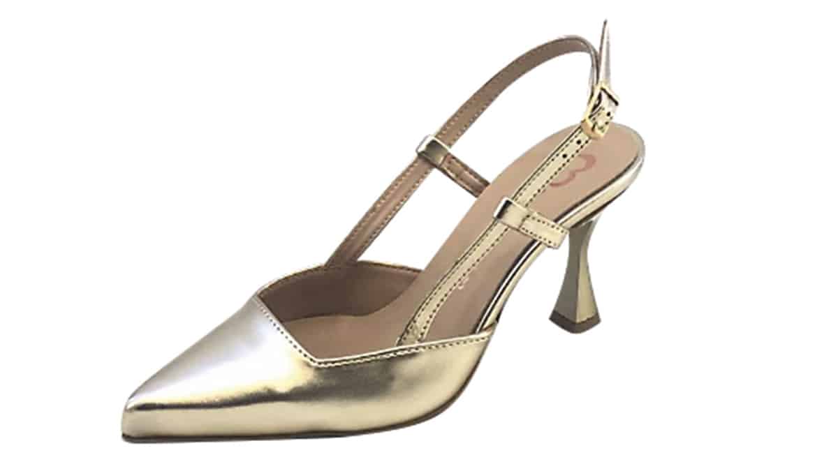 Mules, Donna Baretta, €49, www.barettashoes.gr