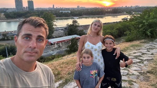 Όλγα Πηλιάκη: Με άκρως εντυπωσιακό μαύρο μπικίνι στο Μονπελιέ της Γαλλίας