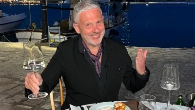 Ο Τάσος Δούσης γράφει: 4 χρυσοί κανόνες για να καταλάβεις αν ένα εστιατόριο είναι καλό ή όχι πριν πας να φας