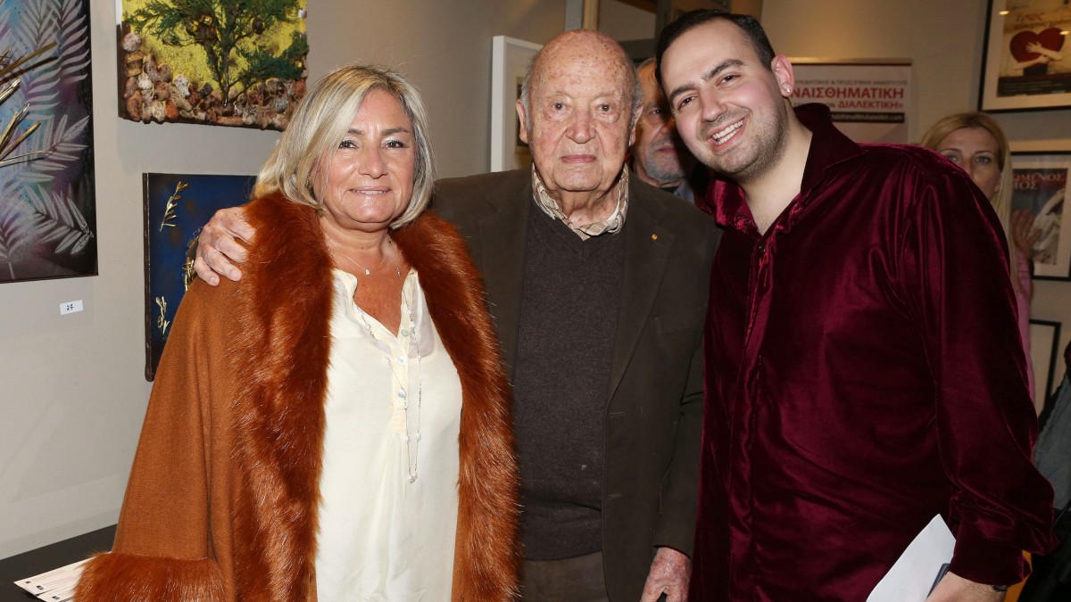 Μίμης Πλέσσας - Το συγκινητικό αντίο του Μαυρίκιου Μαυρικίου: «Αντίο μαέστρο, δάσκαλε, πατέρα μου...»