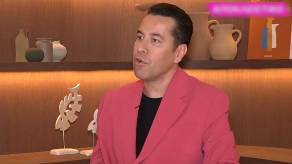 Χάρης Σιανίδης: Οι κρίσεις πανικού, οι άγγελοι στη ζωή του και ο ρόλος που έπαιξε η Γωγώ Μαστροκώστα