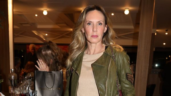 Η Εβελίνα Παπούλια σε βραδινή έξοδο.