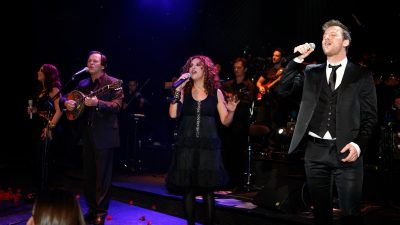 Η Γλυκερία σε ζωντανή μουσική εμφάνιση με τον Χρήστο Νικολακόπουλος