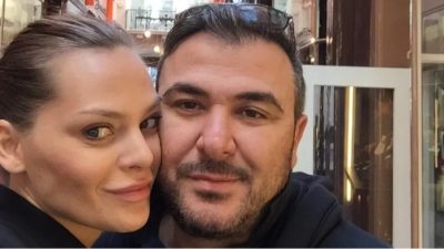 Ο Αντώνης Ρέμος, μαζί με την σύζυγό του, Υβόννη Μπόσνιακ