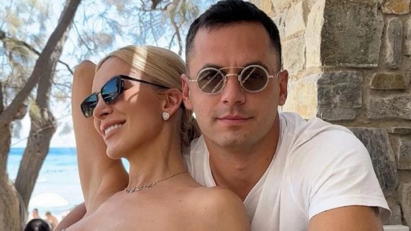 Η Κατερίνα Καινούργιου, μαζί με τον σύντροφό της, Παναγιώτη Κουτσουμπή