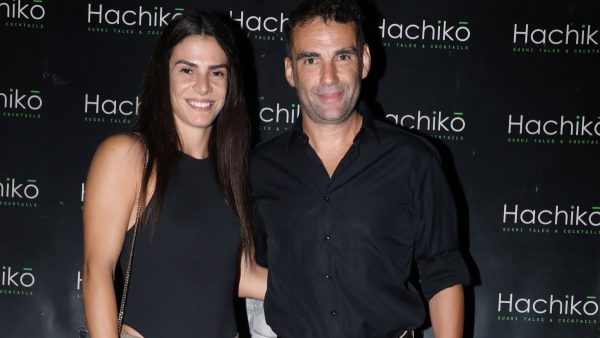 Ο Λάμπρος Χούτος με την σύντροφό του, Ελένη Σύρρα